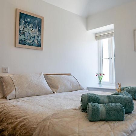 The Annex, Tregoddick Barn Apartment เพนแซนซ์ ภายนอก รูปภาพ