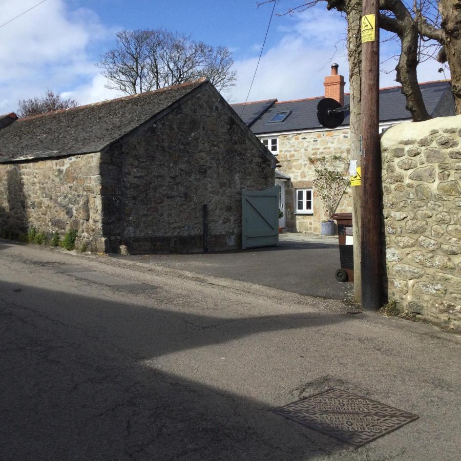 The Annex, Tregoddick Barn Apartment เพนแซนซ์ ภายนอก รูปภาพ